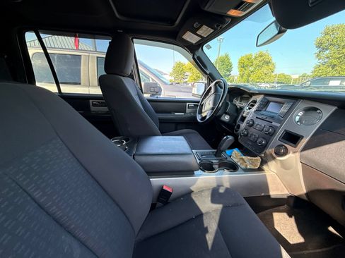 Used 2017 Ford Expedition EL XLT RWD image 12