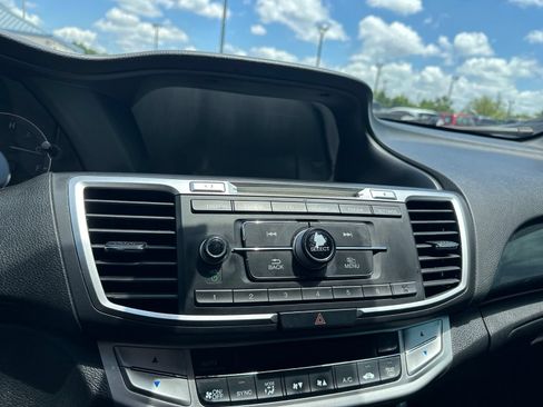 Used 2014 Honda Accord Sport image 6