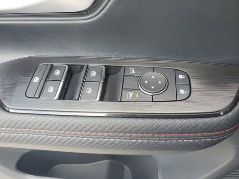New 2026 Nissan Kicks SR FWD image 23