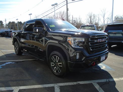 Used 2020 GMC Sierra 1500 AT4 w/ AT4 Premium Package image 4