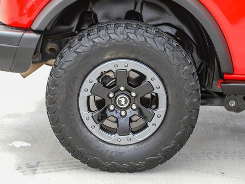 Used 2021 Ford Bronco 4-Door AWD/4WD image 11