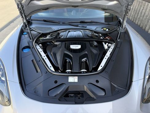 Used 2018 Porsche Panamera 4S AWD/4WD image 37