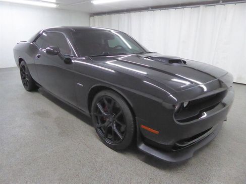 Used 2018 Dodge Challenger R/T Plus RWD image 1