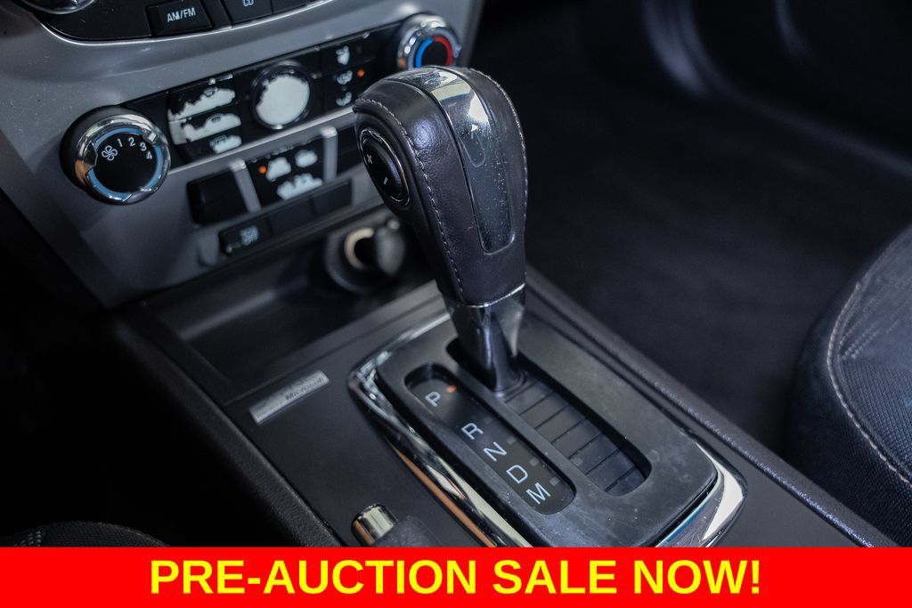 Used 2012 Ford Fusion SE FWD image 30