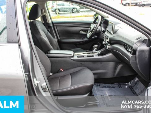 Used 2024 Nissan Sentra SV FWD image 20