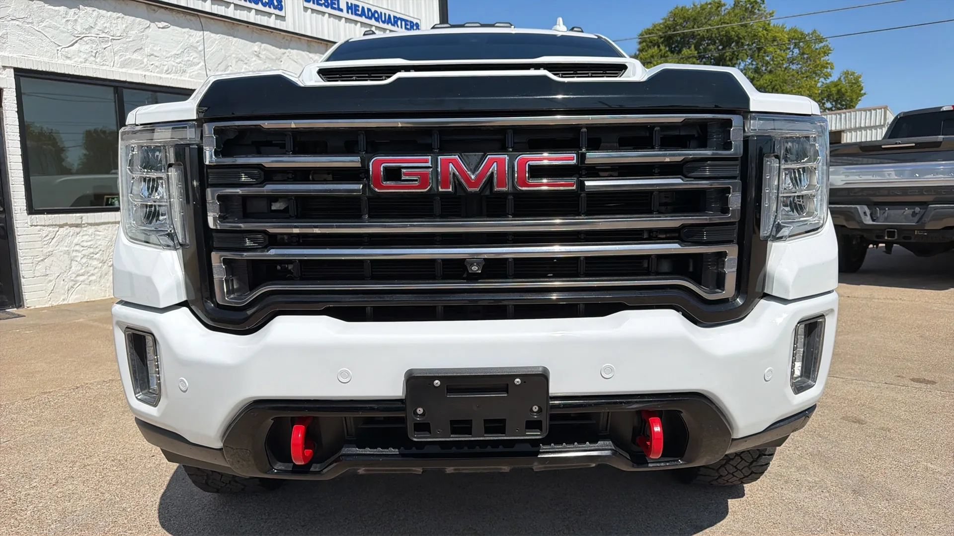 Used 2020 GMC Sierra 2500 AT4 w/ Technology Package AWD/4WD image 5