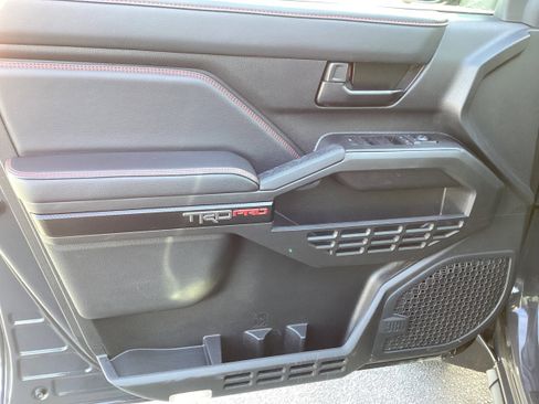 Used 2024 Toyota Tacoma TRD Pro image 14