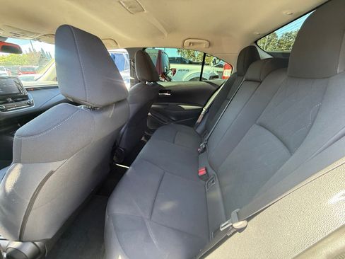 Used 2020 Toyota Corolla LE w/ Carpet Mat Package (TMS) FWD image 11