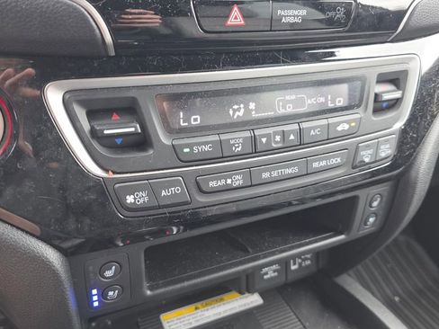 Certified 2023 Honda Passport Elite image 19