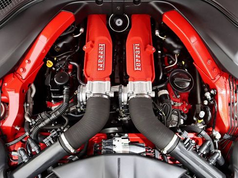 Used 2021 Ferrari Roma RWD image 38