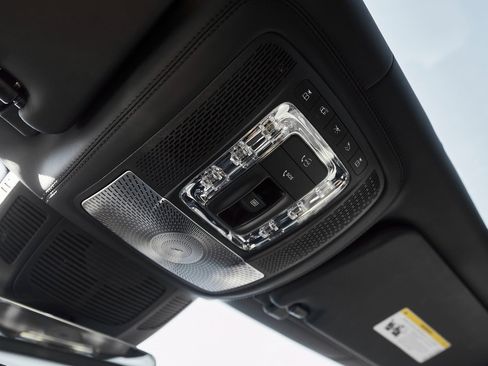 Used 2021 Mercedes-Benz Maybach GLS 600 Maybach GLS 600 image 94