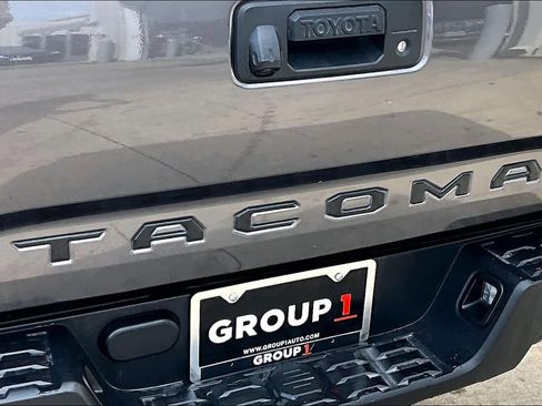 Used 2021 Toyota Tacoma SR w/ SR Convenience Package RWD image 29