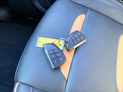 Used 2023 GMC Yukon XL AT4 w/ AT4 Premium Plus Package image 14