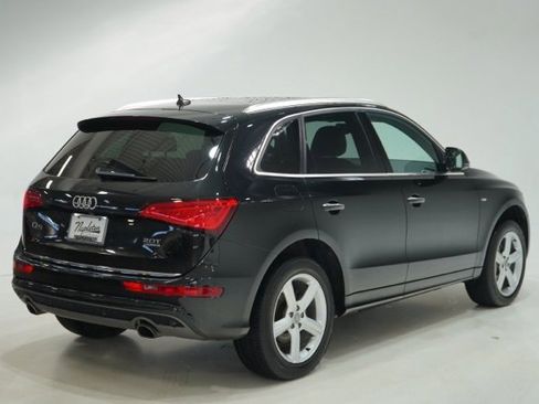 Used 2017 Audi Q5 2.0T Premium Plus w/ Technology Package image 7