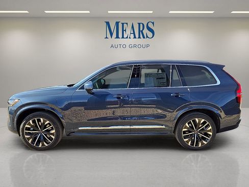 New 2026 Volvo XC90 T8 Plus w/ Protection Package Premier image 2