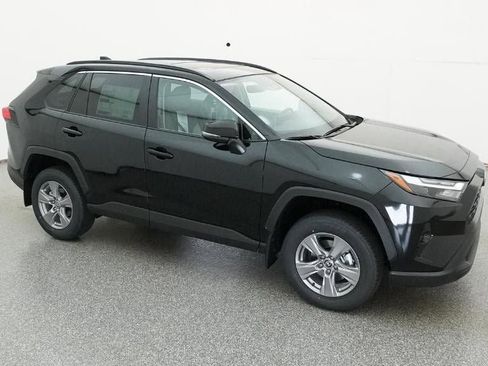 New 2025 Toyota RAV4 XLE image 12