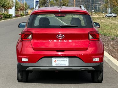 Used 2023 Hyundai Venue SEL