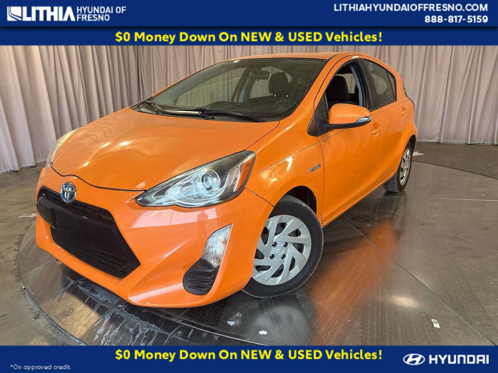 Used 2016 Toyota Prius C Three FWD image 1
