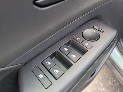 Certified 2025 Hyundai Kona SE AWD/4WD image 15