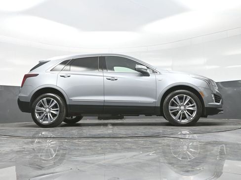 Certified 2025 Cadillac XT5 Premium Luxury image 27