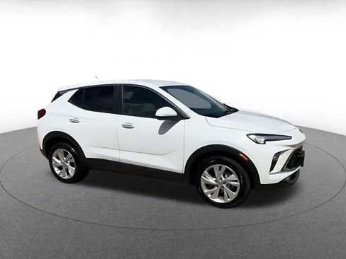 Used 2026 Buick Encore GX Preferred FWD image 2