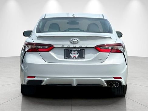 Used 2024 Toyota Camry SE FWD image 5