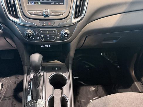 Used 2023 Chevrolet Equinox LT AWD/4WD image 40