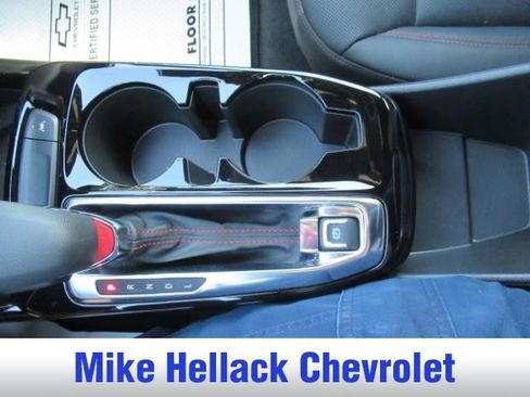 Used 2026 Chevrolet Trax RS w/ Sunroof Package image 29