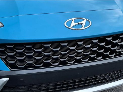 Used 2023 Hyundai Kona SEL image 28