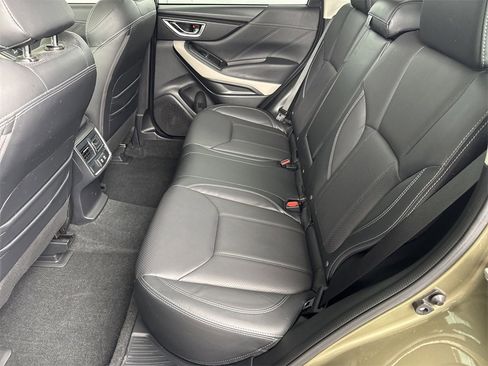 Certified 2023 Subaru Forester Limited image 32