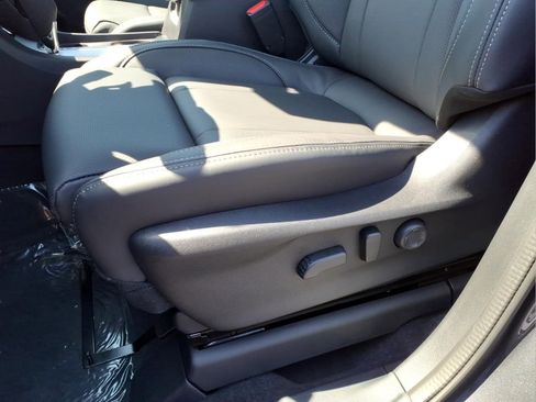New 2026 Subaru Ascent Limited AWD/4WD image 11
