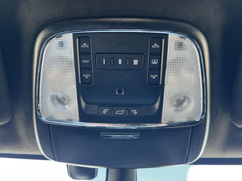 Used 2020 Jeep Grand Cherokee SRT image 18