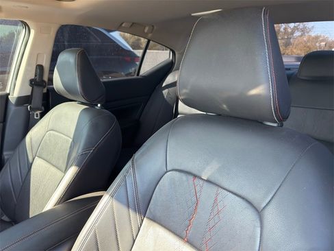 Used 2023 Nissan Altima 2.0 SR image 11