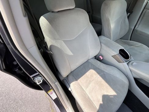 Used 2012 Toyota Prius Two image 16