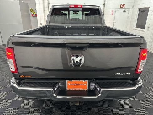 Used 2024 RAM 2500 Tradesman w/ Chrome Appearance Group AWD/4WD image 8