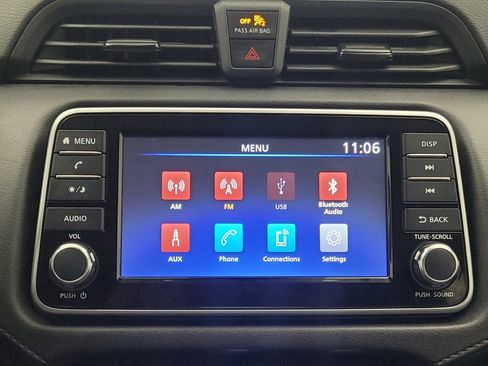 Used 2025 Nissan Versa S w/ Trunk Package FWD image 25