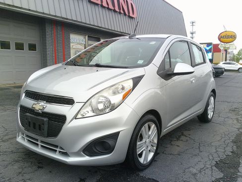Used 2015 Chevrolet Spark LT FWD image 10