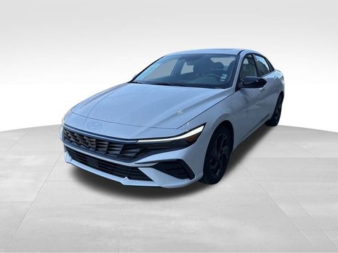 New 2026 Hyundai Elantra SEL Sport image 1