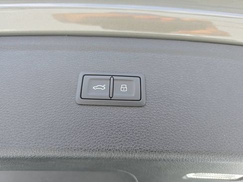 Used 2024 Audi Q5 2.0T Premium Plus AWD/4WD image 27