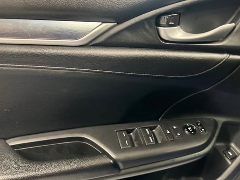 Used 2017 Honda Civic EX-L image 11