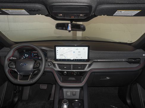 New 2026 Ford Explorer ST-Line image 25