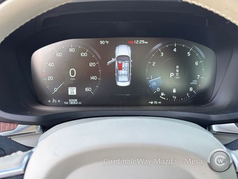 Used 2022 Volvo S60 B5 Momentum w/ Premium Package image 30