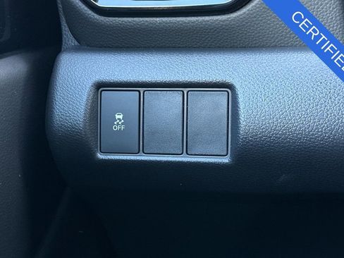 Certified 2025 Honda Pilot Sport image 31