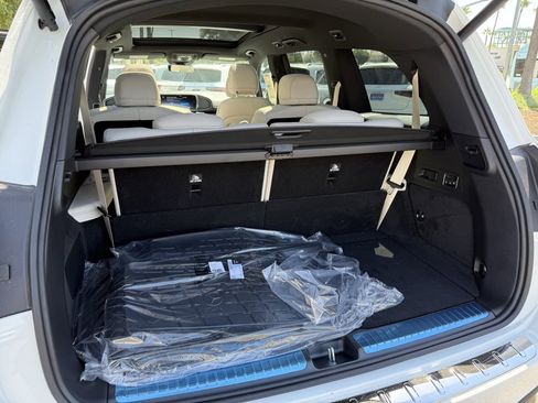New 2025 Mercedes-Benz GLS 580 4MATIC image 23