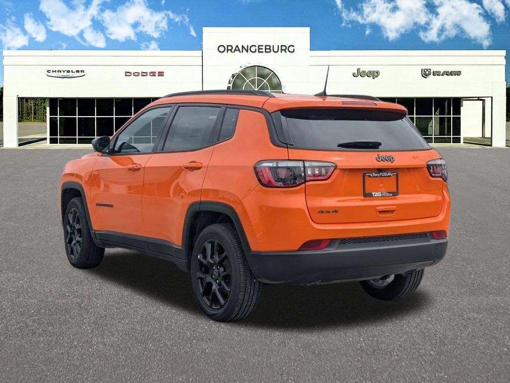 New 2026 Jeep Compass Latitude AWD/4WD image 6