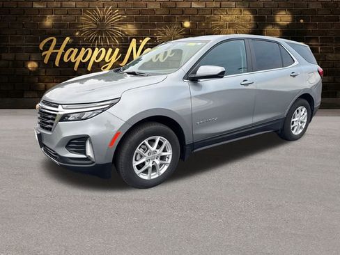 Used 2024 Chevrolet Equinox LT w/ LPO, Floor Liner Package image 1