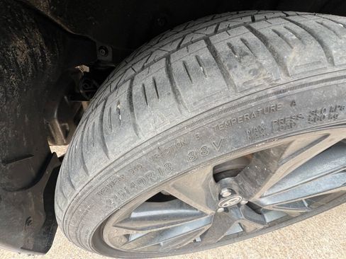 Used 2023 Toyota Corolla SE image 19