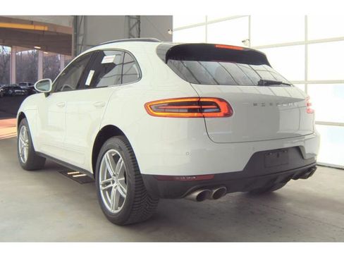 Used 2018 Porsche Macan S image 4