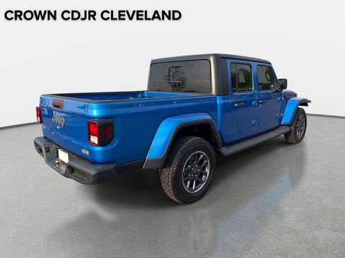 Used 2022 Jeep Gladiator Overland image 6