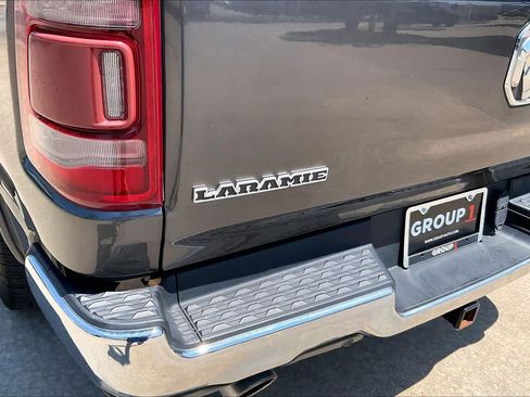 Used 2019 RAM 1500 Laramie AWD/4WD image 29
